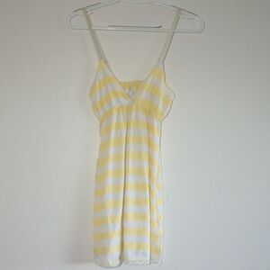 Blu Chic Lounge Butter Yellow Stripped Tank Top Women's Sz Medium Y2K Lace Trim